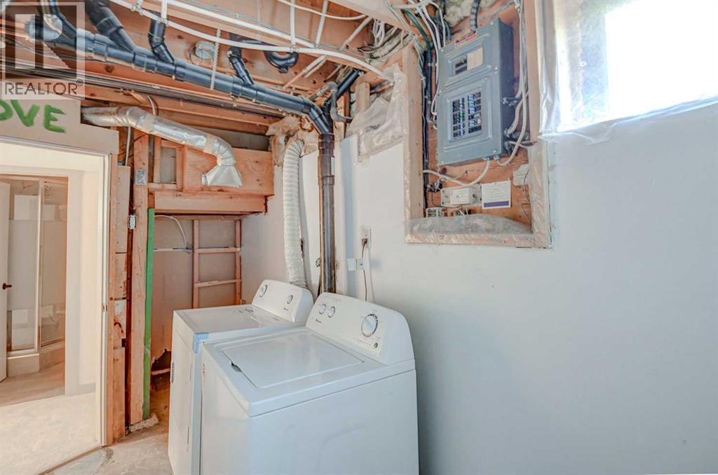 205 Allan Crescent SE - 23