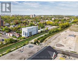 275 Victoria Park Avenue, Toronto, ON M4E3S6 Photo 43