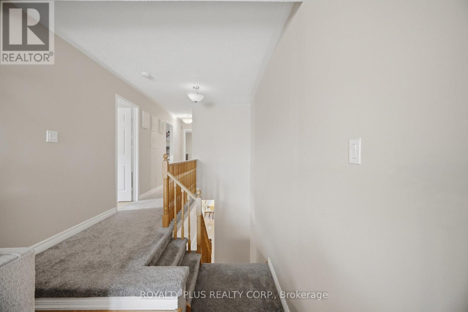 452 JAY CRESCENT - 19