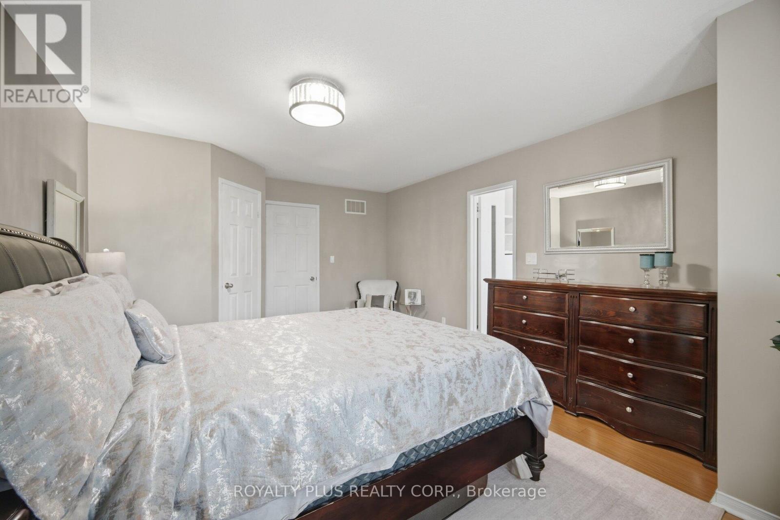 452 JAY CRESCENT - 27
