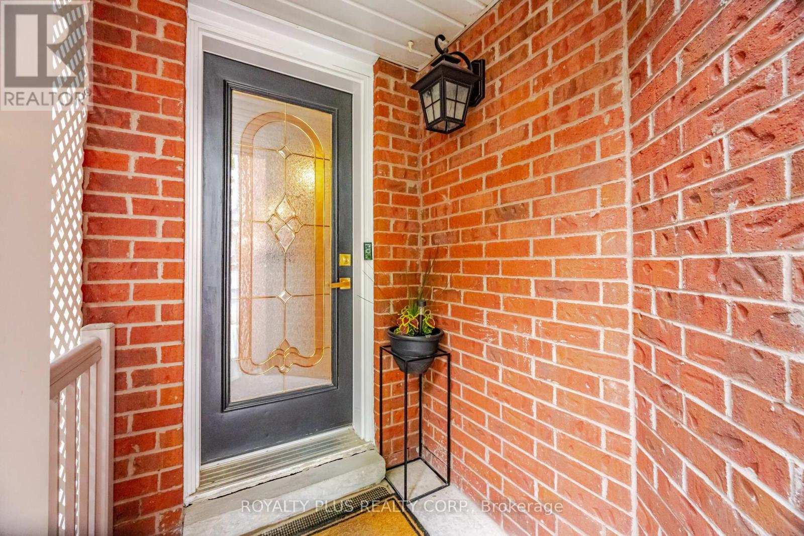 452 JAY CRESCENT - 3