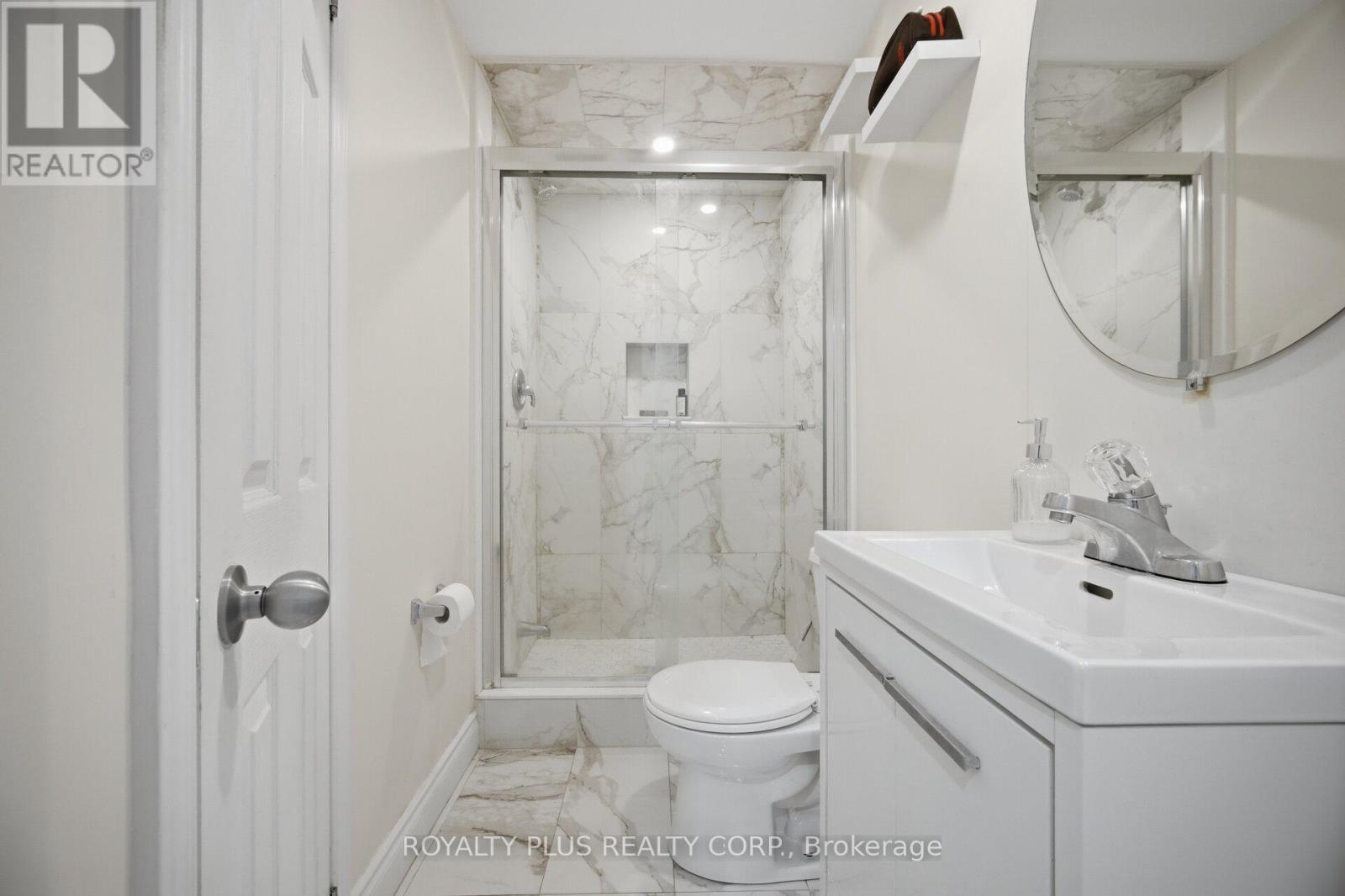 452 JAY CRESCENT - 43