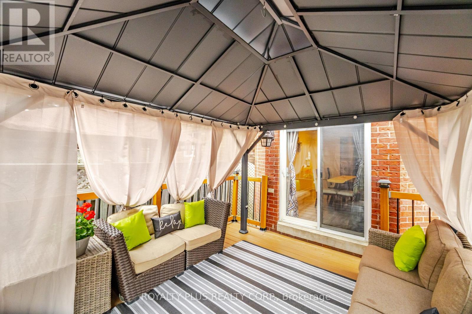 452 JAY CRESCENT - 47