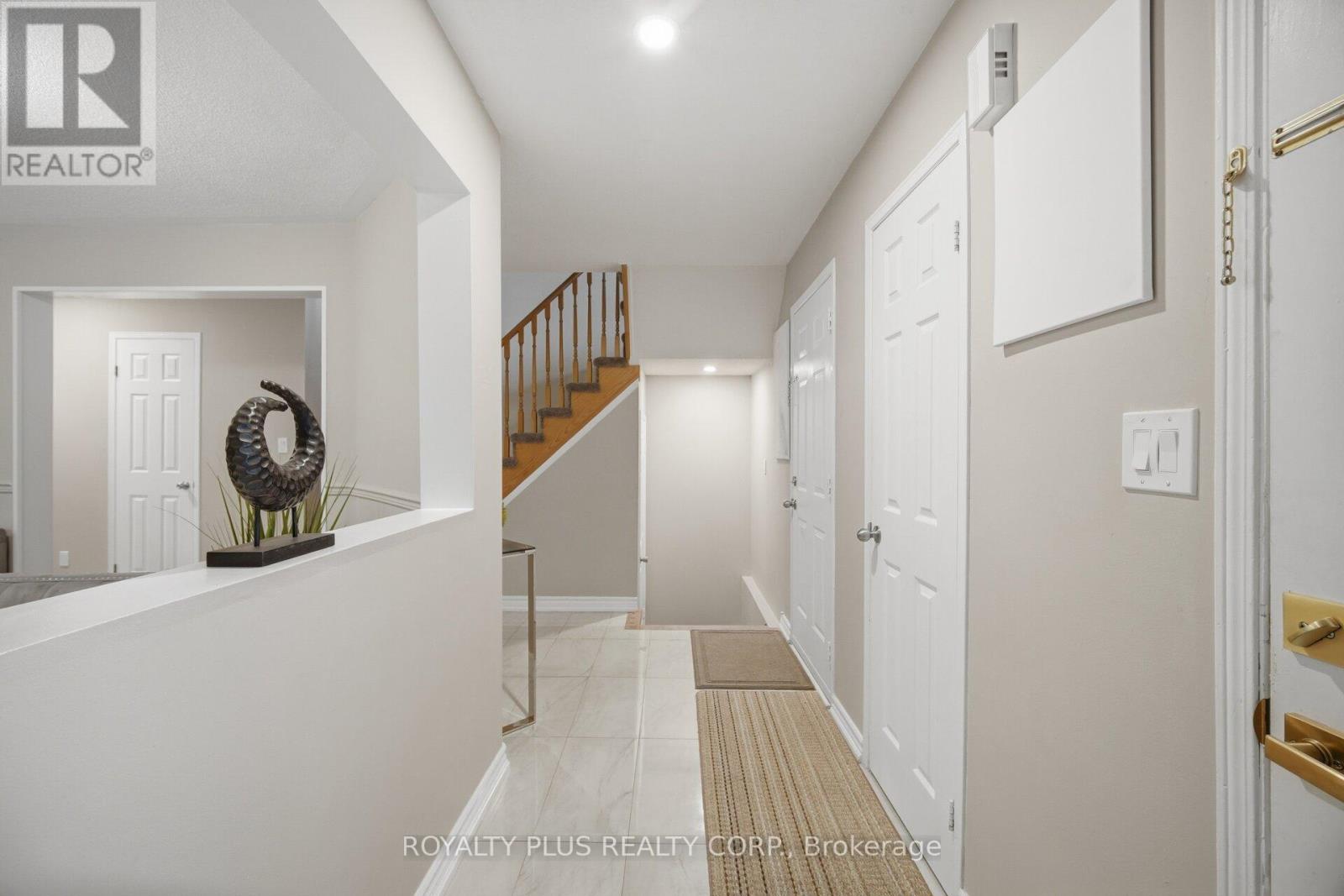 452 JAY CRESCENT - 5