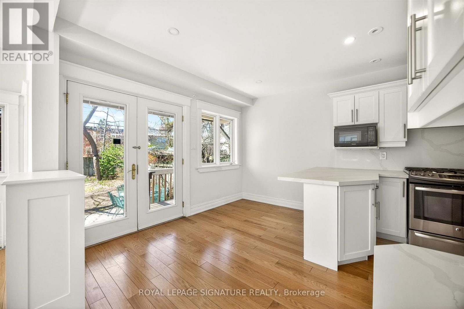 426 ARMADALE AVENUE - 16