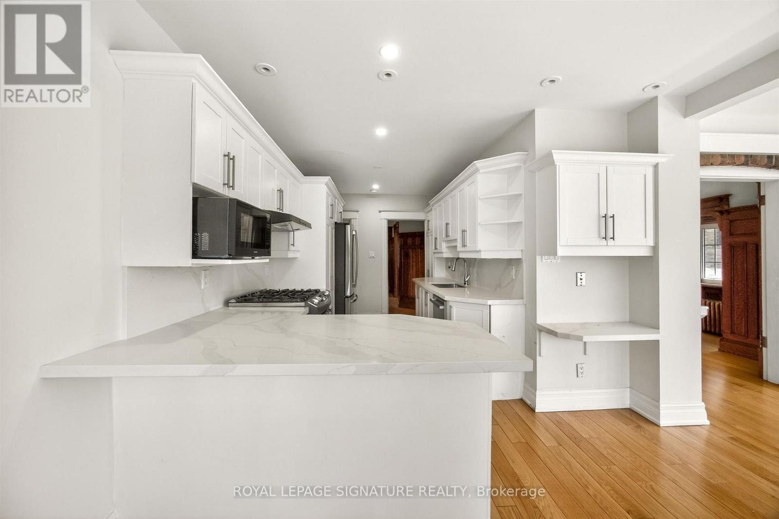 426 ARMADALE AVENUE - 18