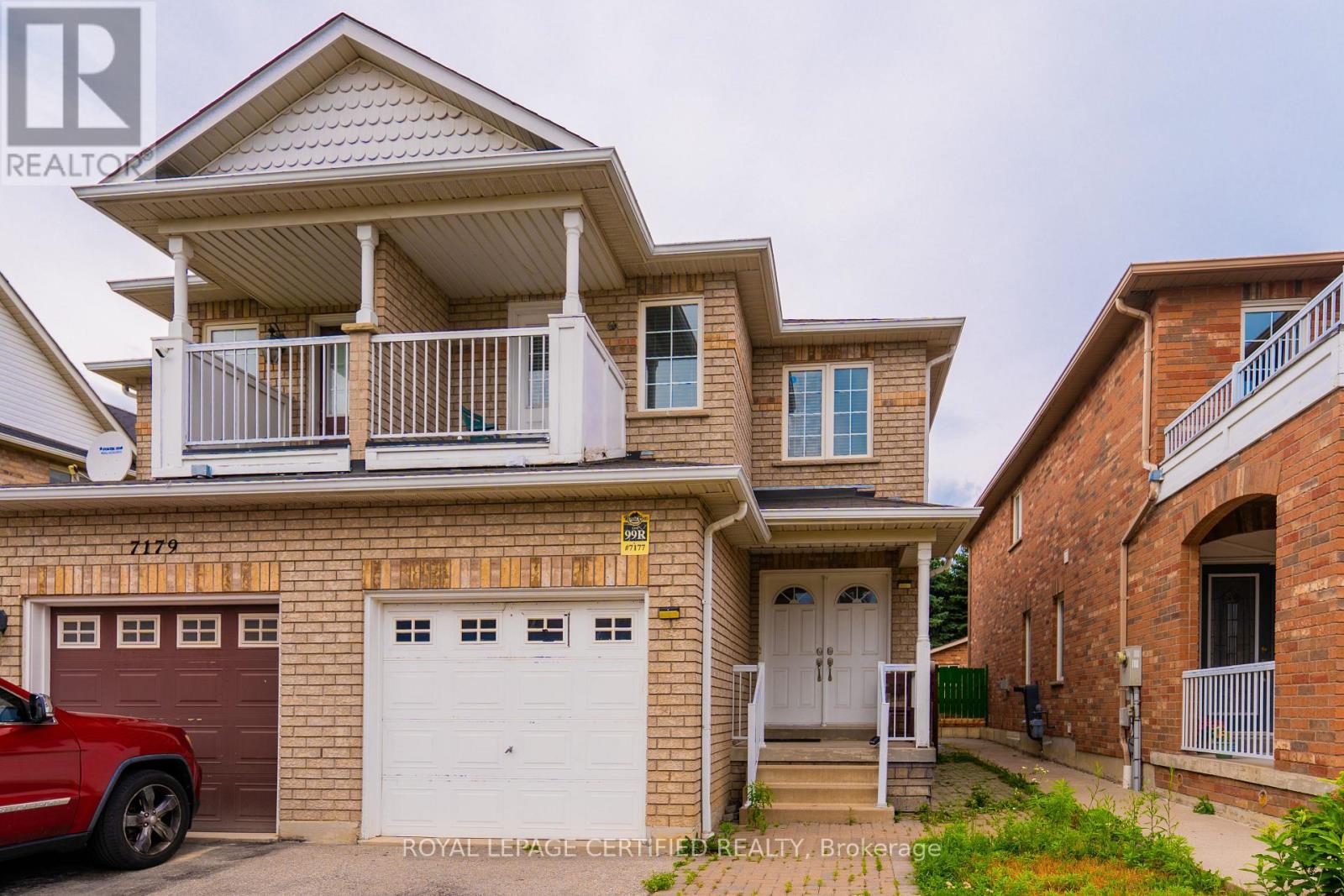 7177 VILLAGE WALK - 1