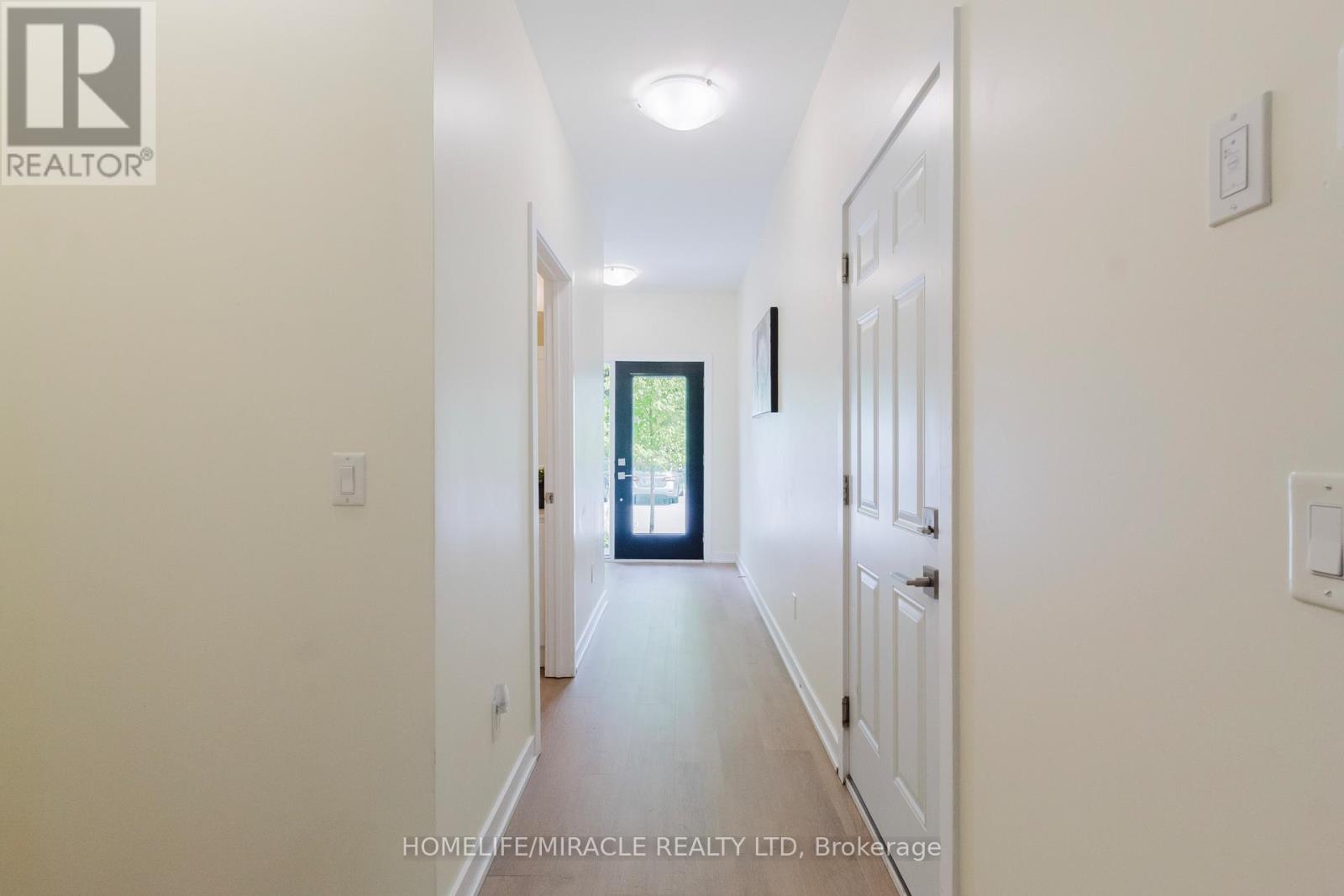 #UNIT 17 110 FERGUS AVENUE - Image 7