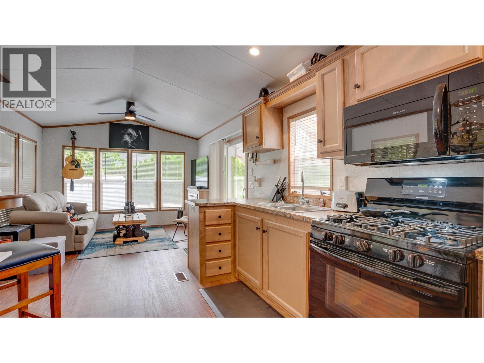 #7 1383 Silver Sands Road Lot# 7 - 17