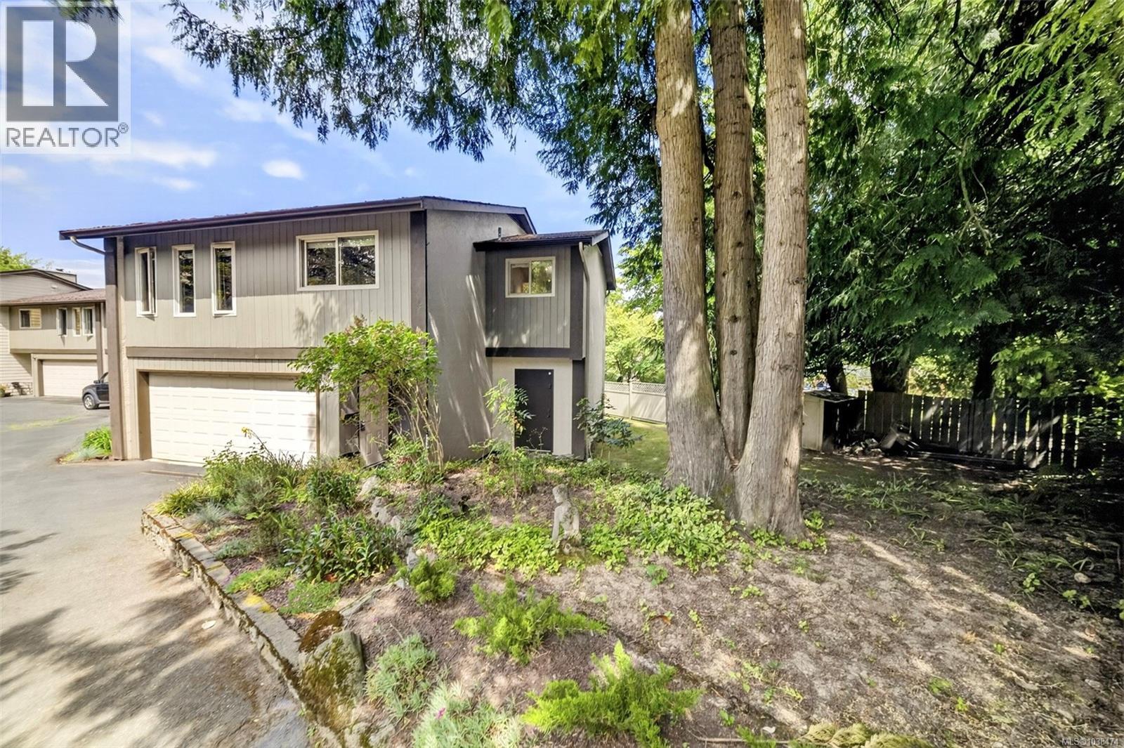#1 946 Selkirk Ave - 40