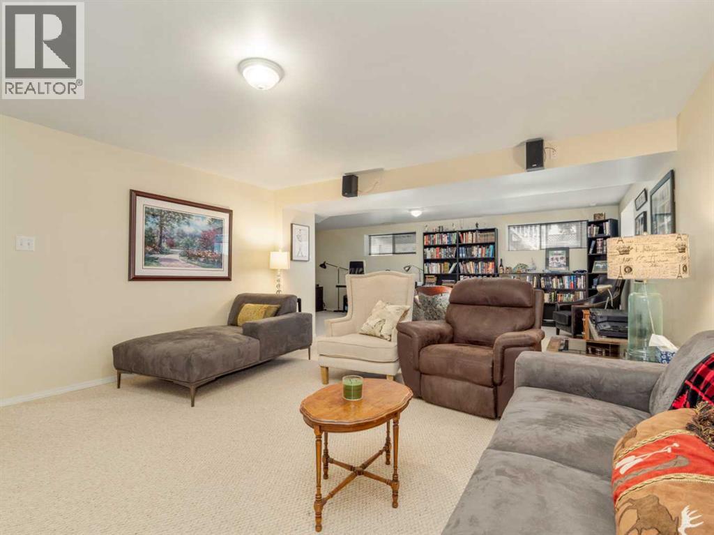 966 Lawrence Street - Image 30