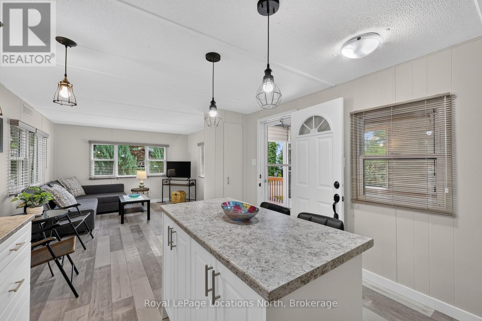 8 SHAW STREET - 11