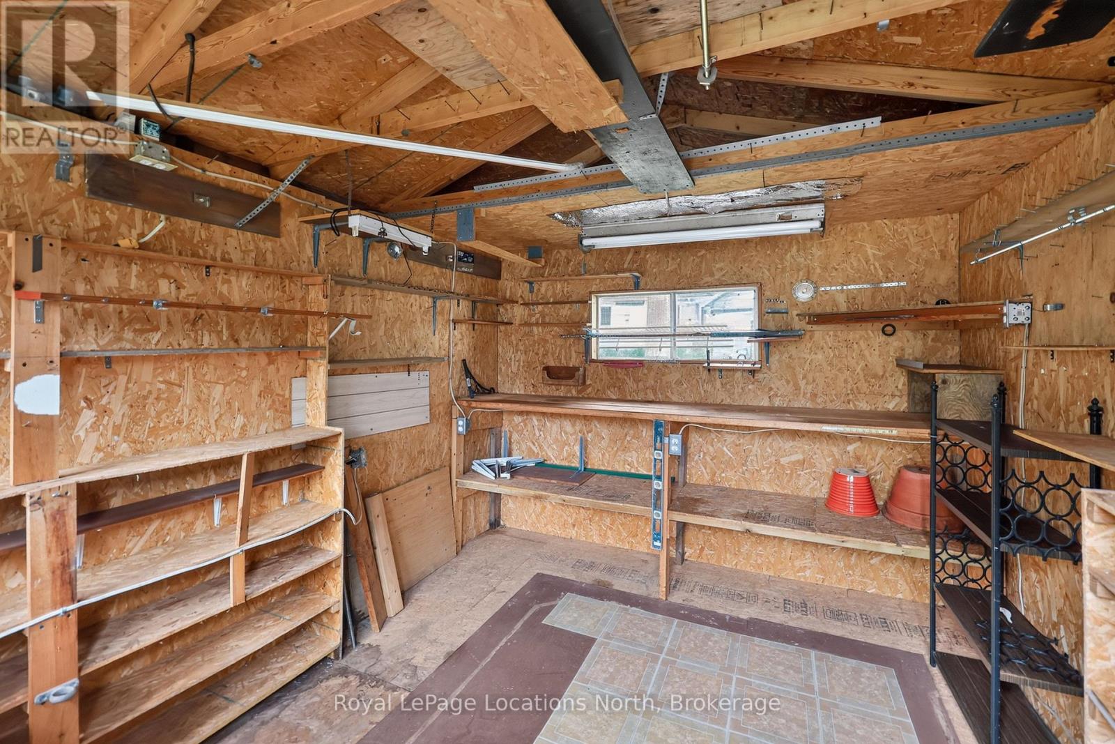 8 SHAW STREET - 26