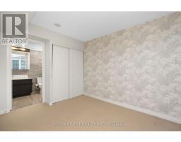 1106 - 15 Iceboat Terrace, Toronto, ON M5V4A5 Photo 11