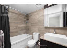 1106 - 15 Iceboat Terrace, Toronto, ON M5V4A5 Photo 7
