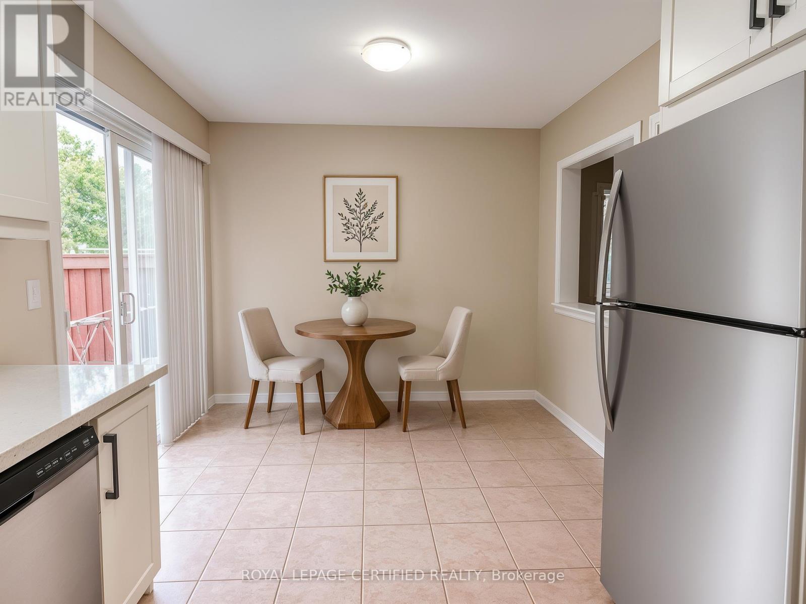 7177 VILLAGE WALK - 17