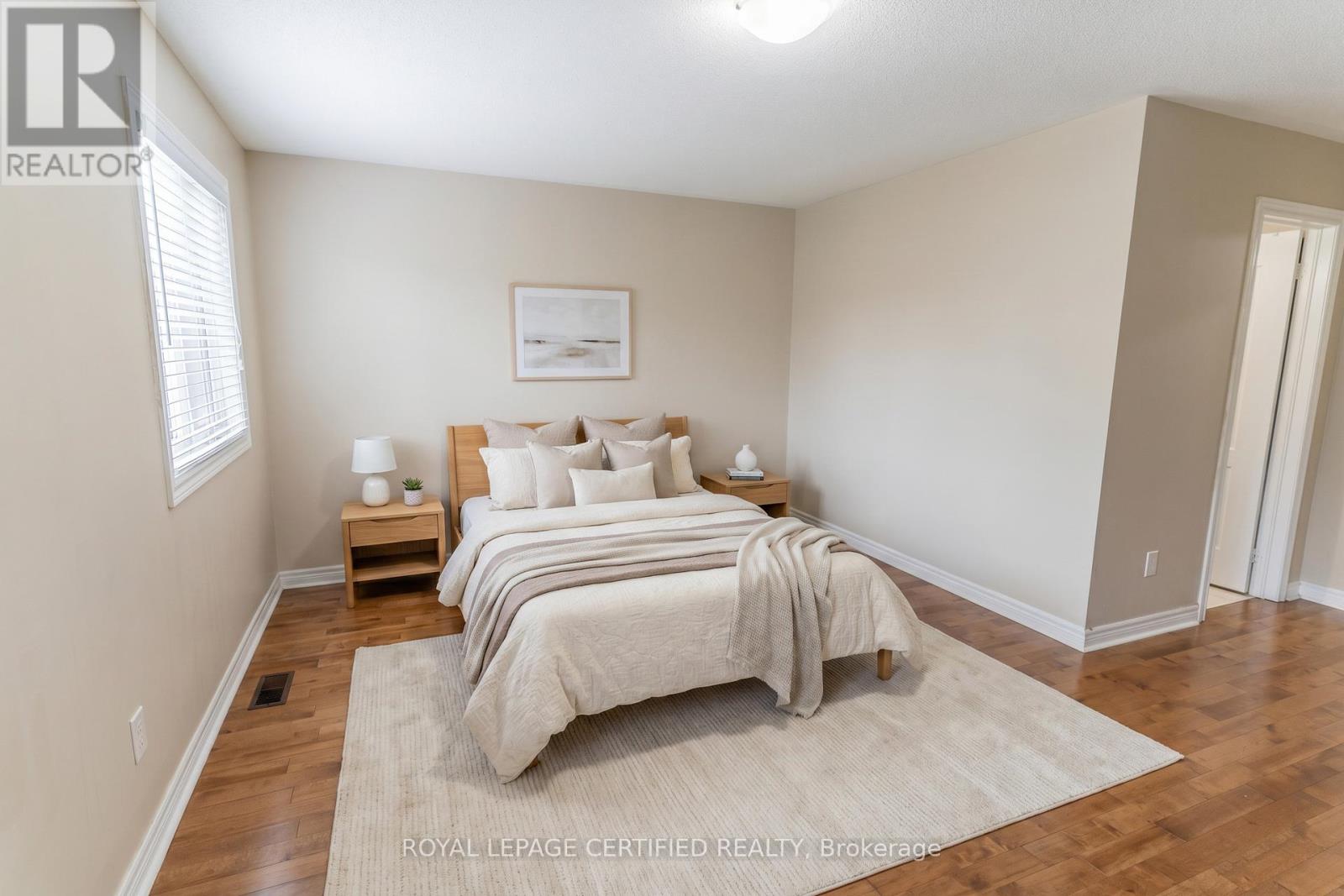 7177 VILLAGE WALK - 27