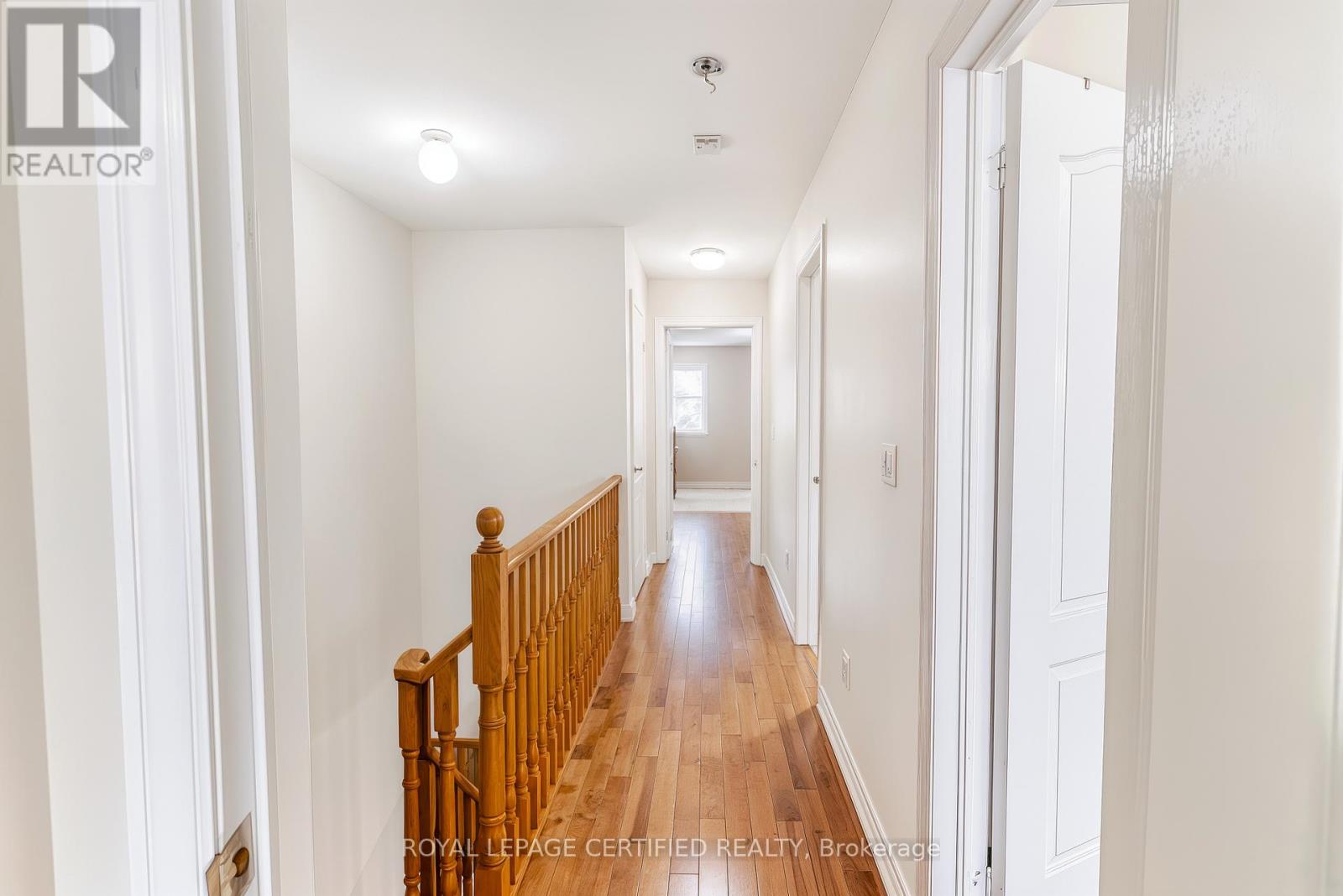 7177 VILLAGE WALK - 19