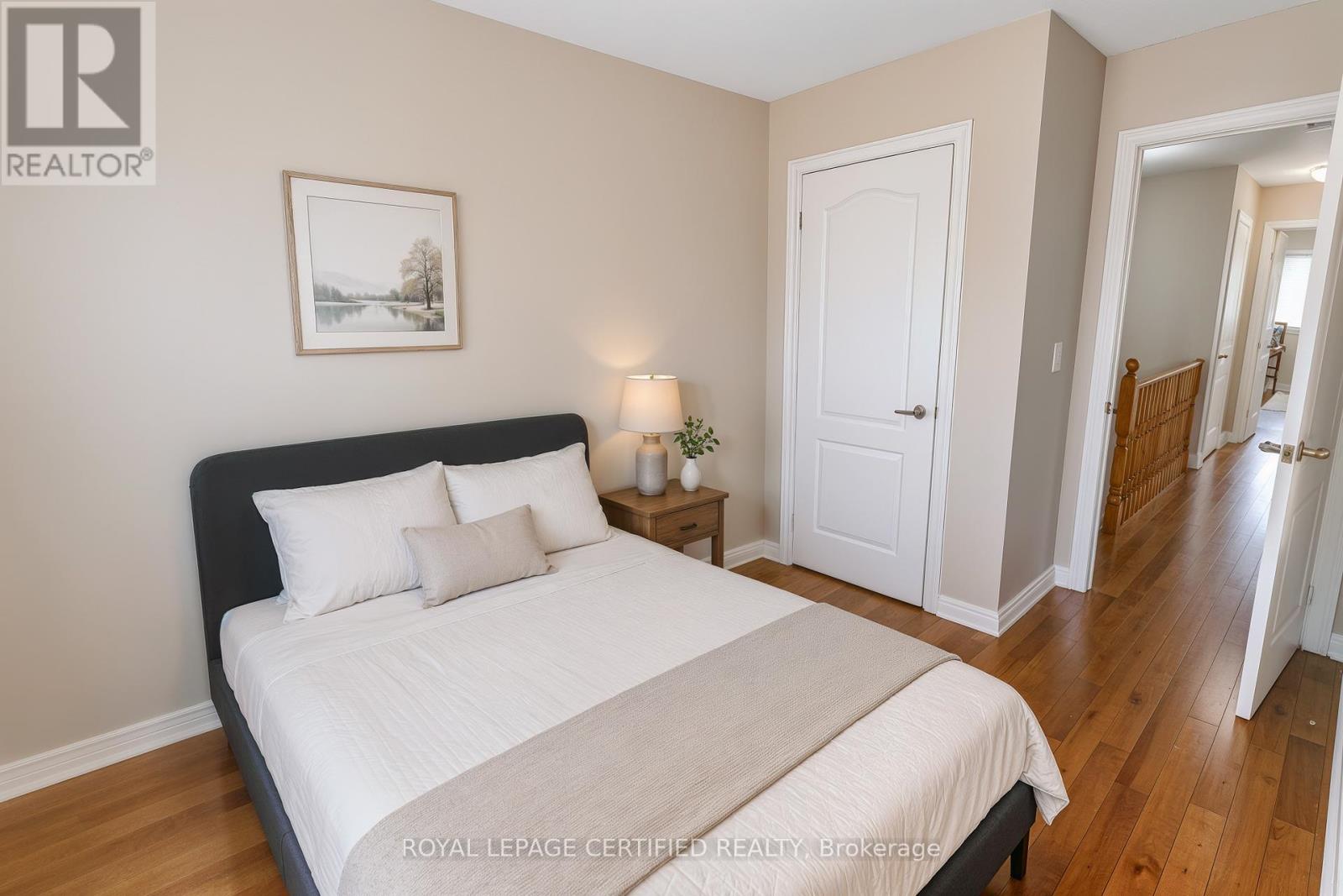 7177 VILLAGE WALK - 22