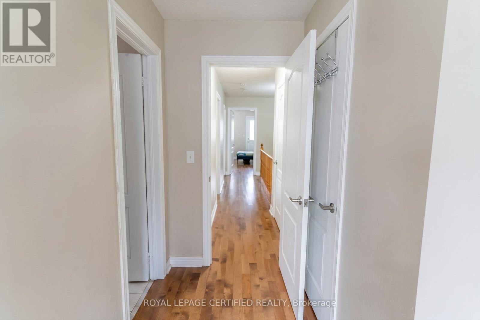 7177 VILLAGE WALK - 26