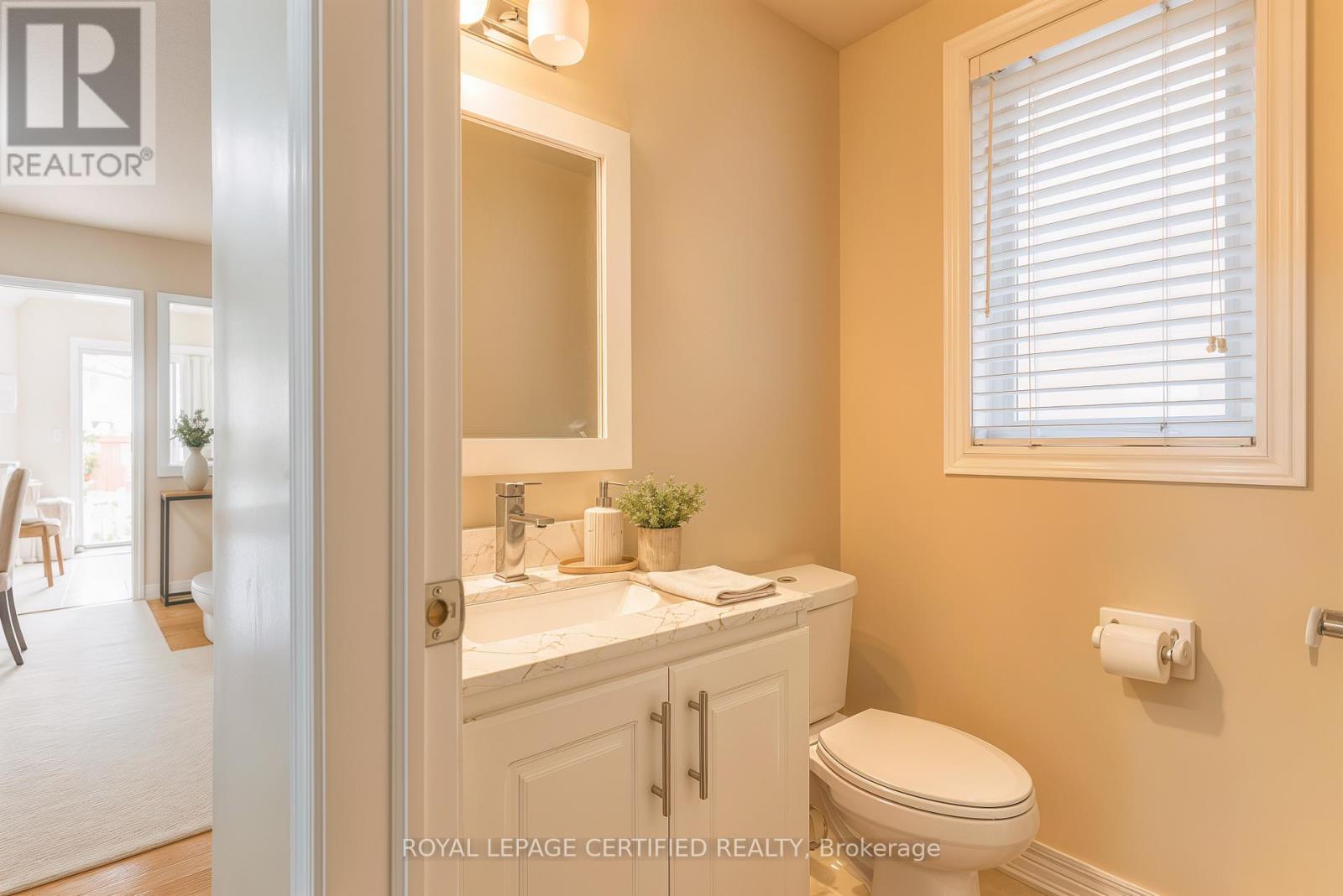 7177 VILLAGE WALK - 8