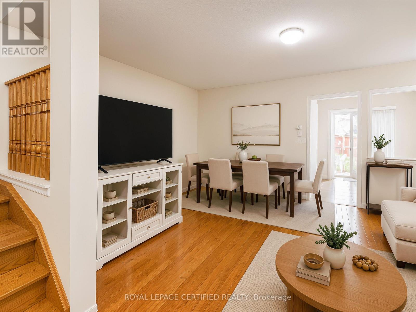 7177 VILLAGE WALK - 9