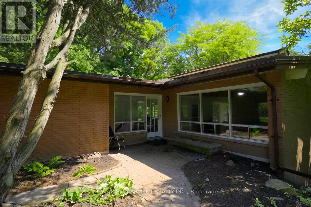 560 CRANE COURT - 36