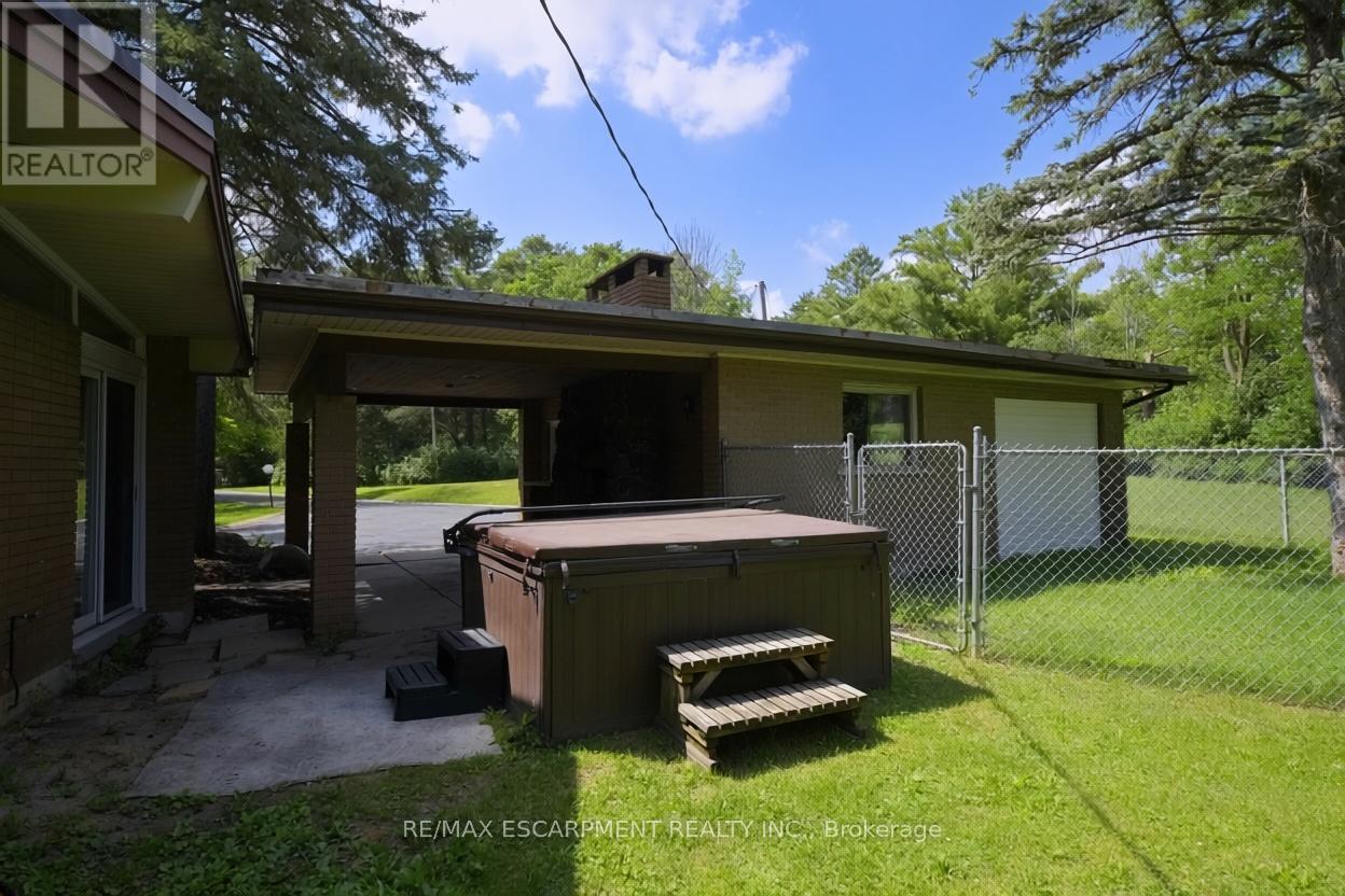 560 CRANE COURT - 37