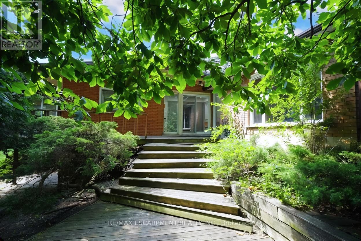 560 CRANE COURT - 40