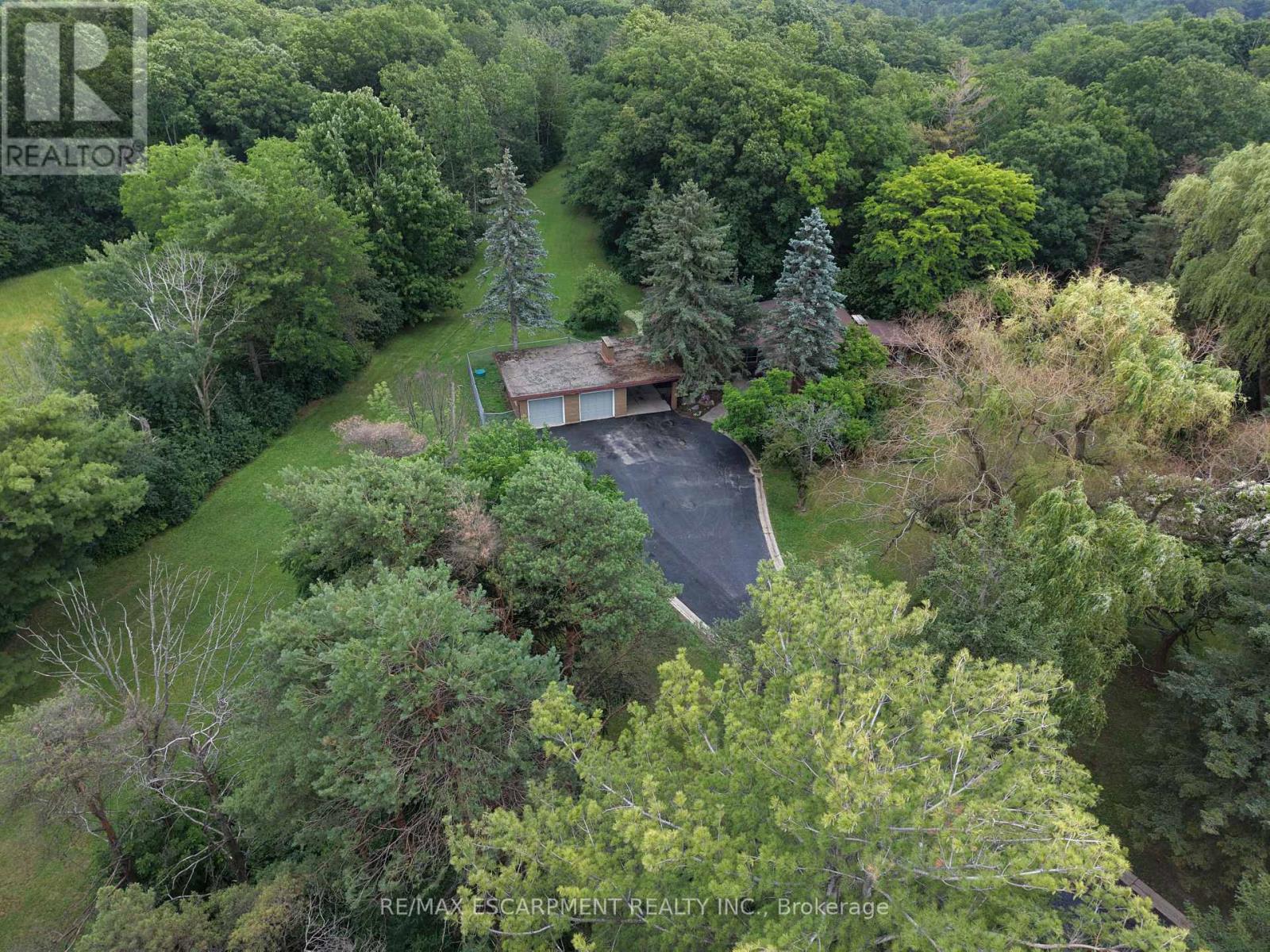 560 CRANE COURT - 43
