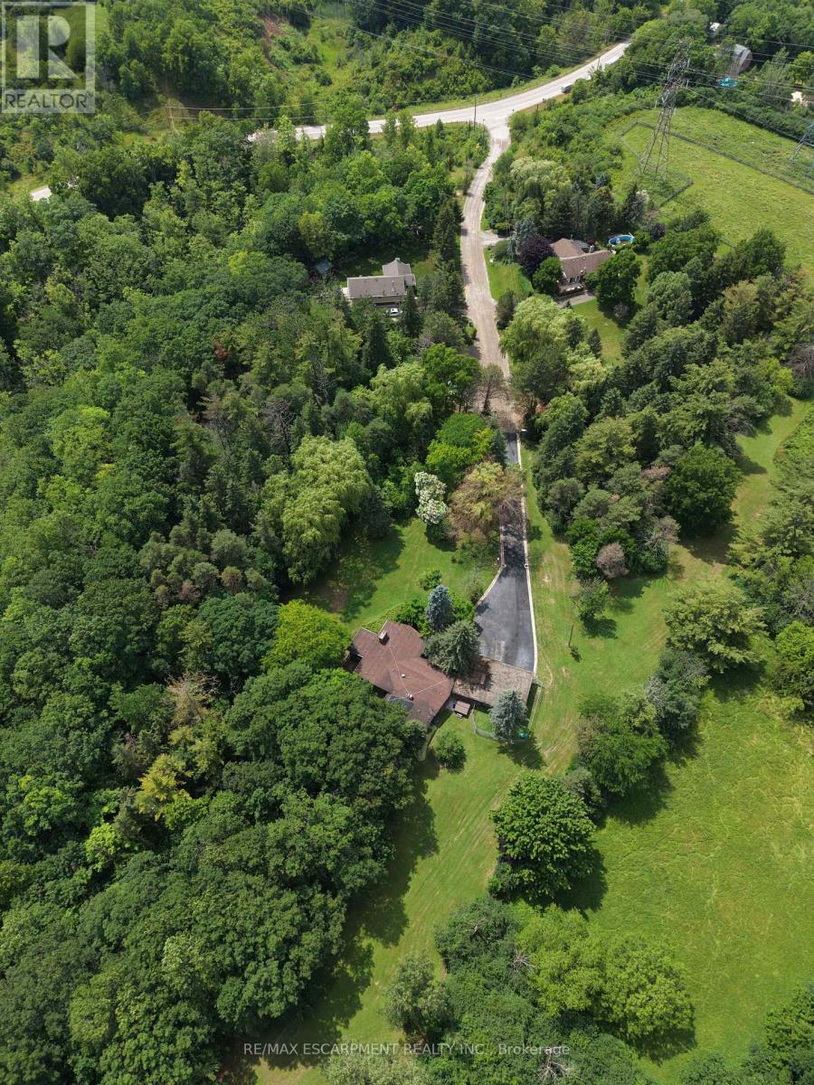 560 CRANE COURT - 46