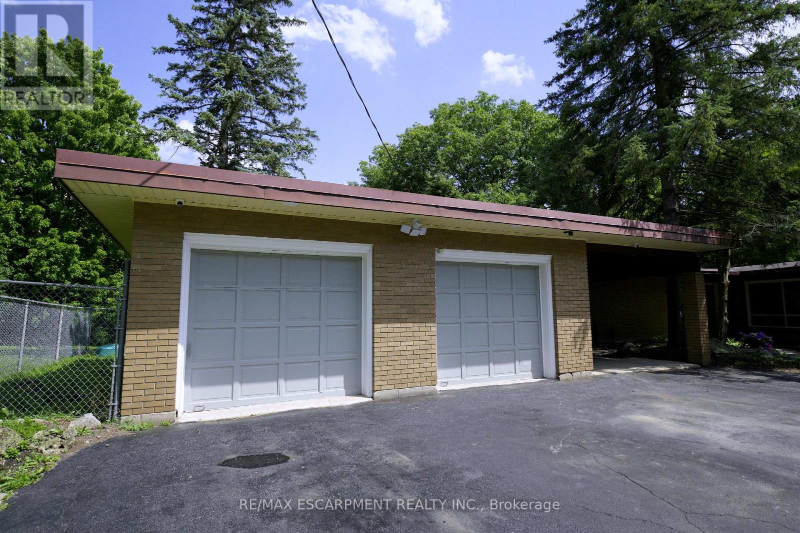 560 CRANE COURT - 6