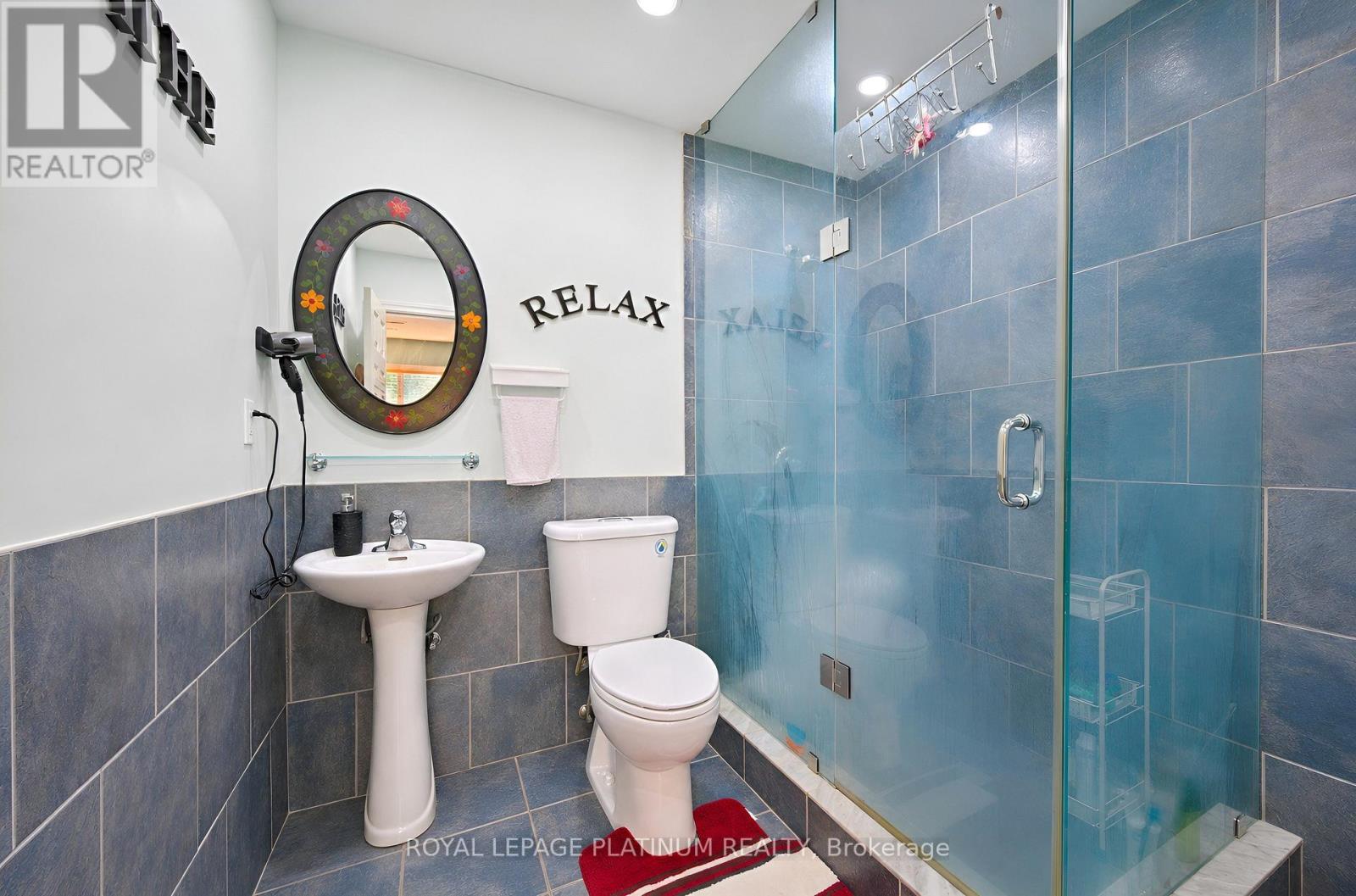 2 GILGORM ROAD - 33