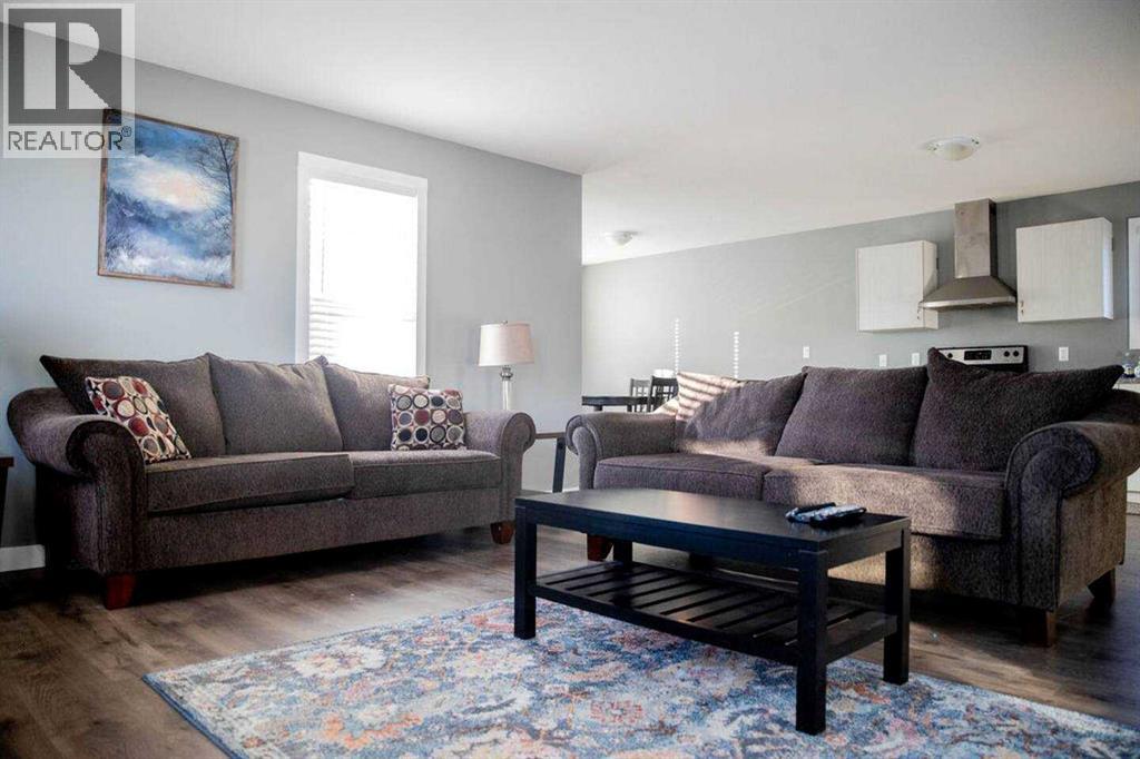 1048 Elk Avenue - photo 4