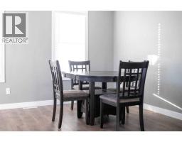 1048 Elk Avenue, Pincher Creek, AB T0K1W0 Photo 8