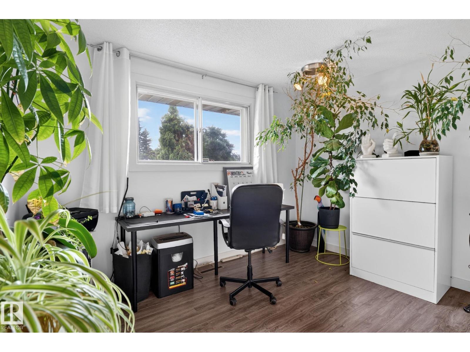 7539 149A AV NW - 13