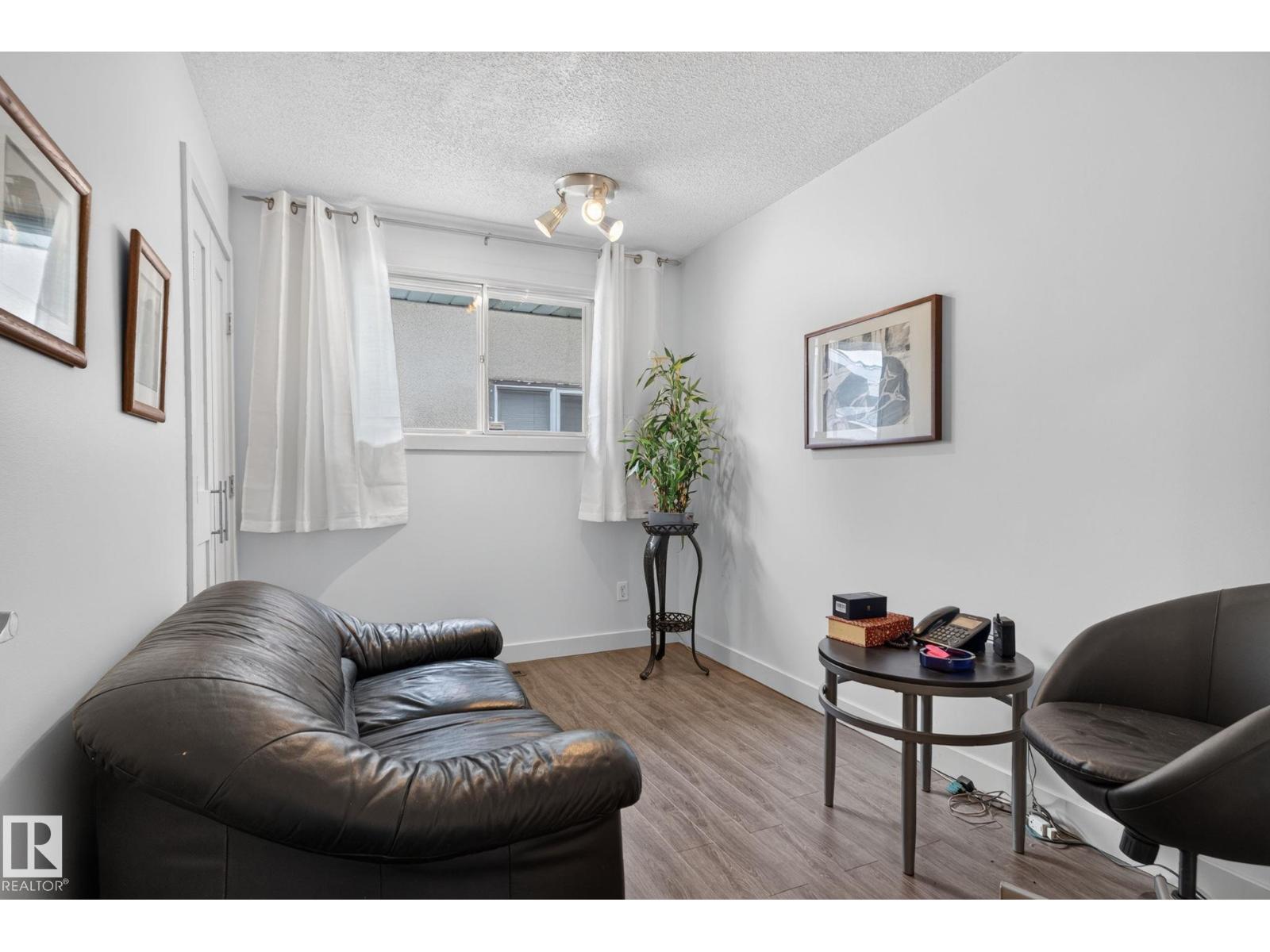 7539 149A AV NW - 15
