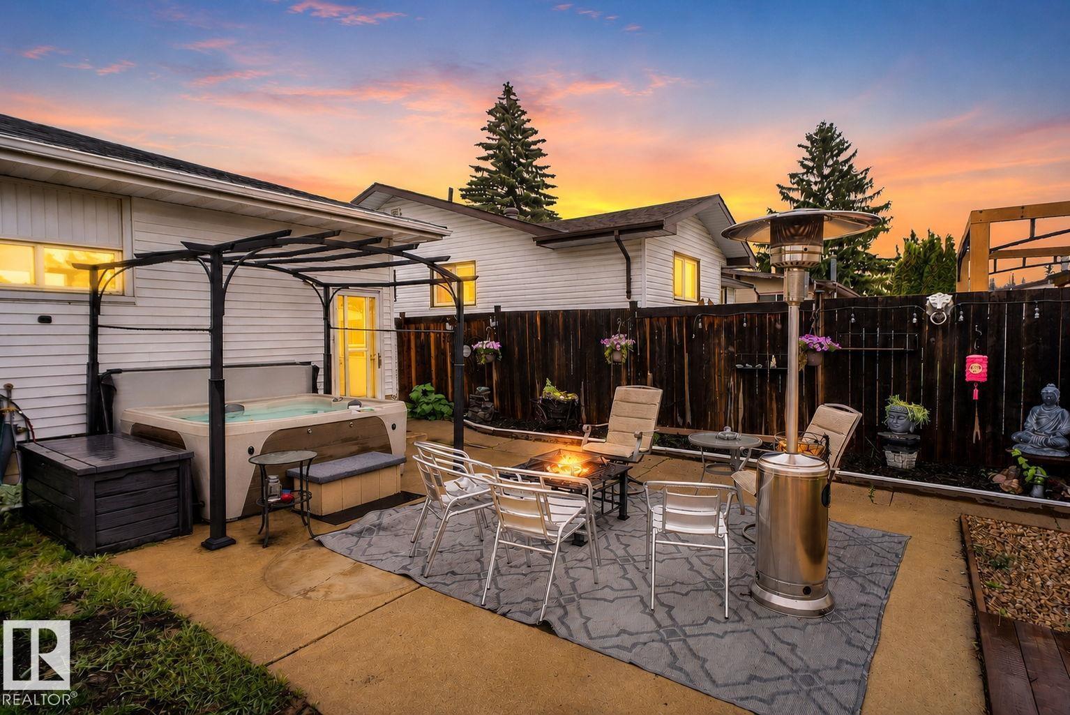 7539 149A AV NW - 34