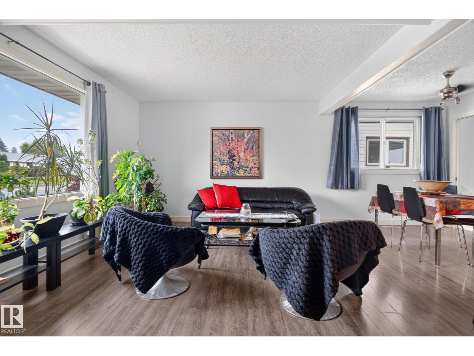 7539 149A AV NW - 6