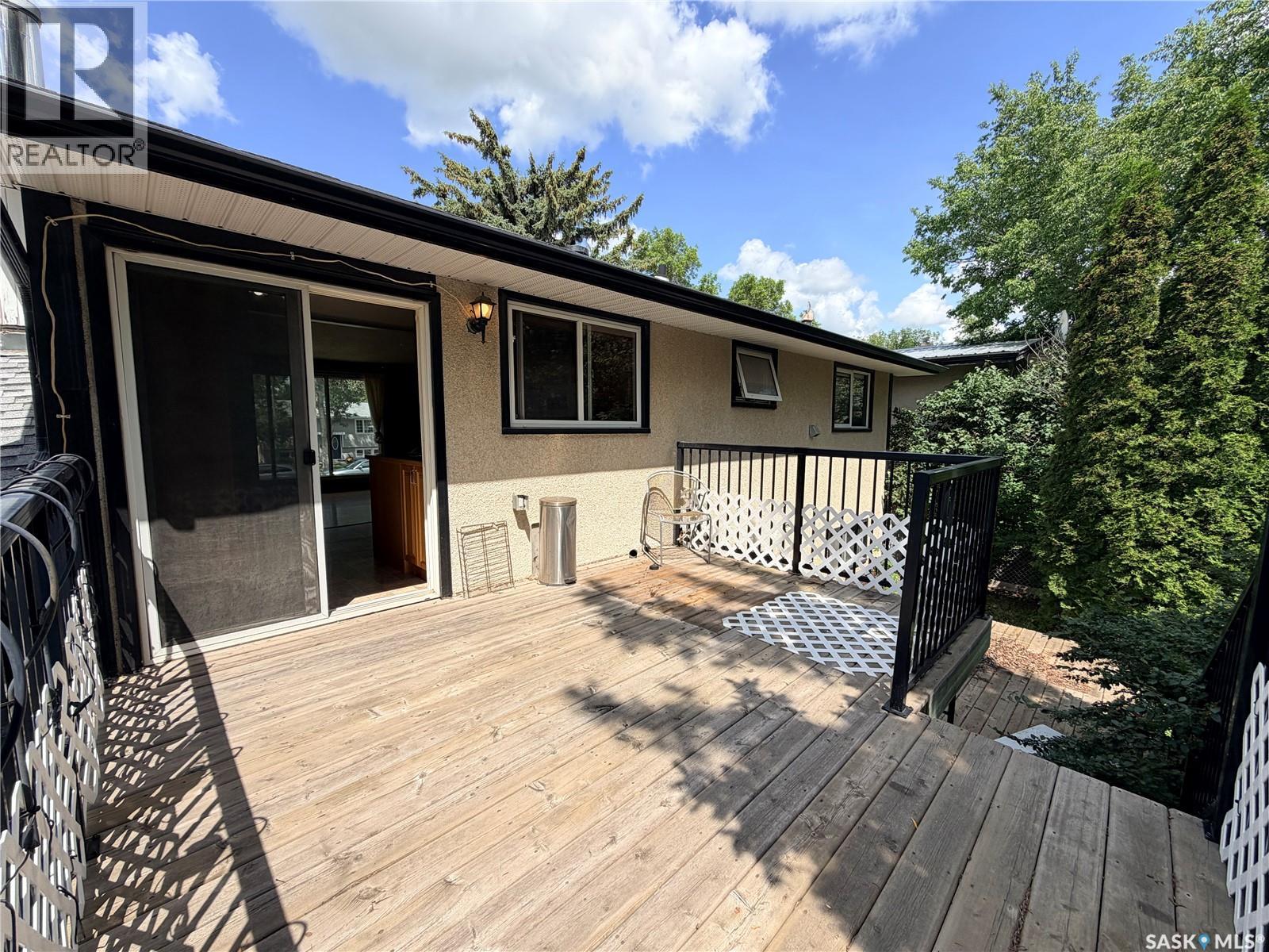 2221 BEDFORD AVENUE E — photo 24