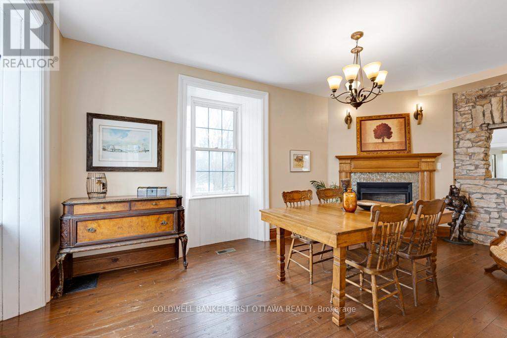 28 SOUTH STREET - 16