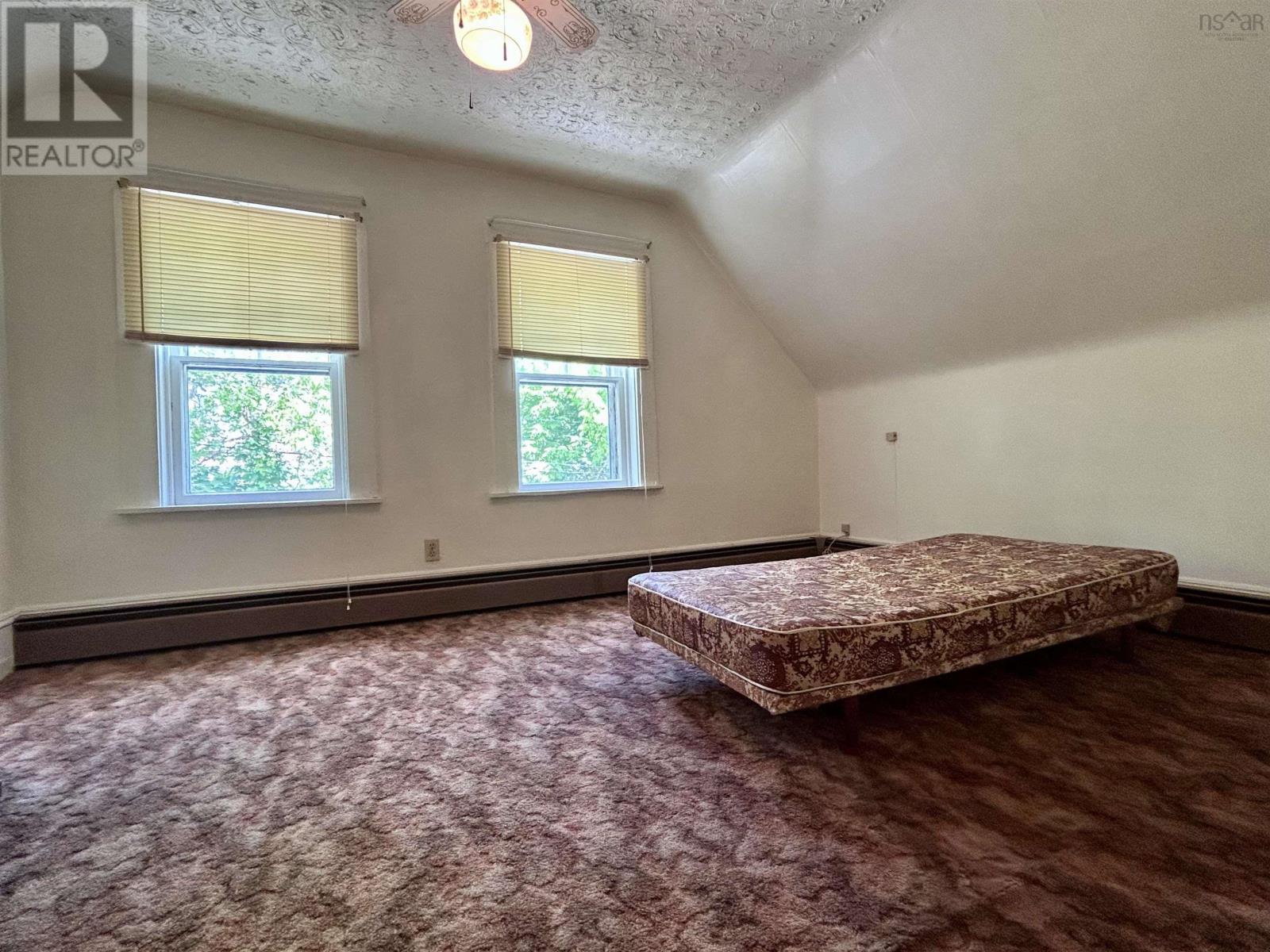 39 Military Lane - 23