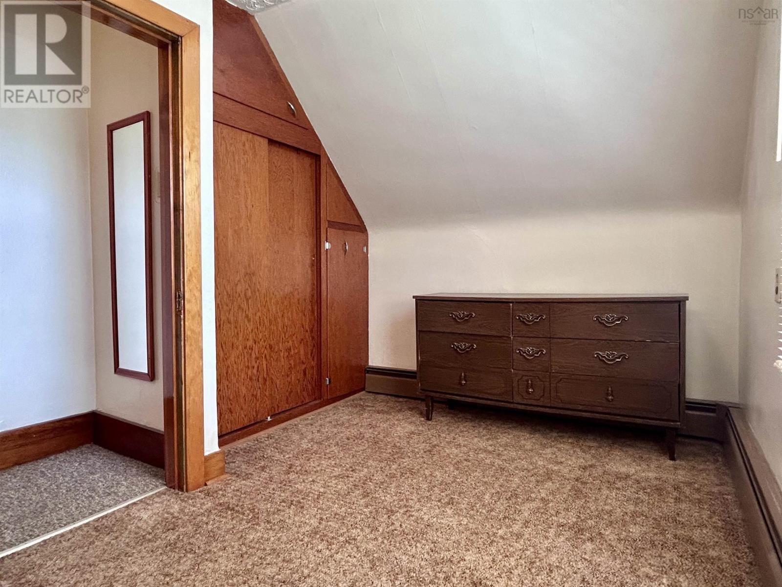 39 Military Lane - 25