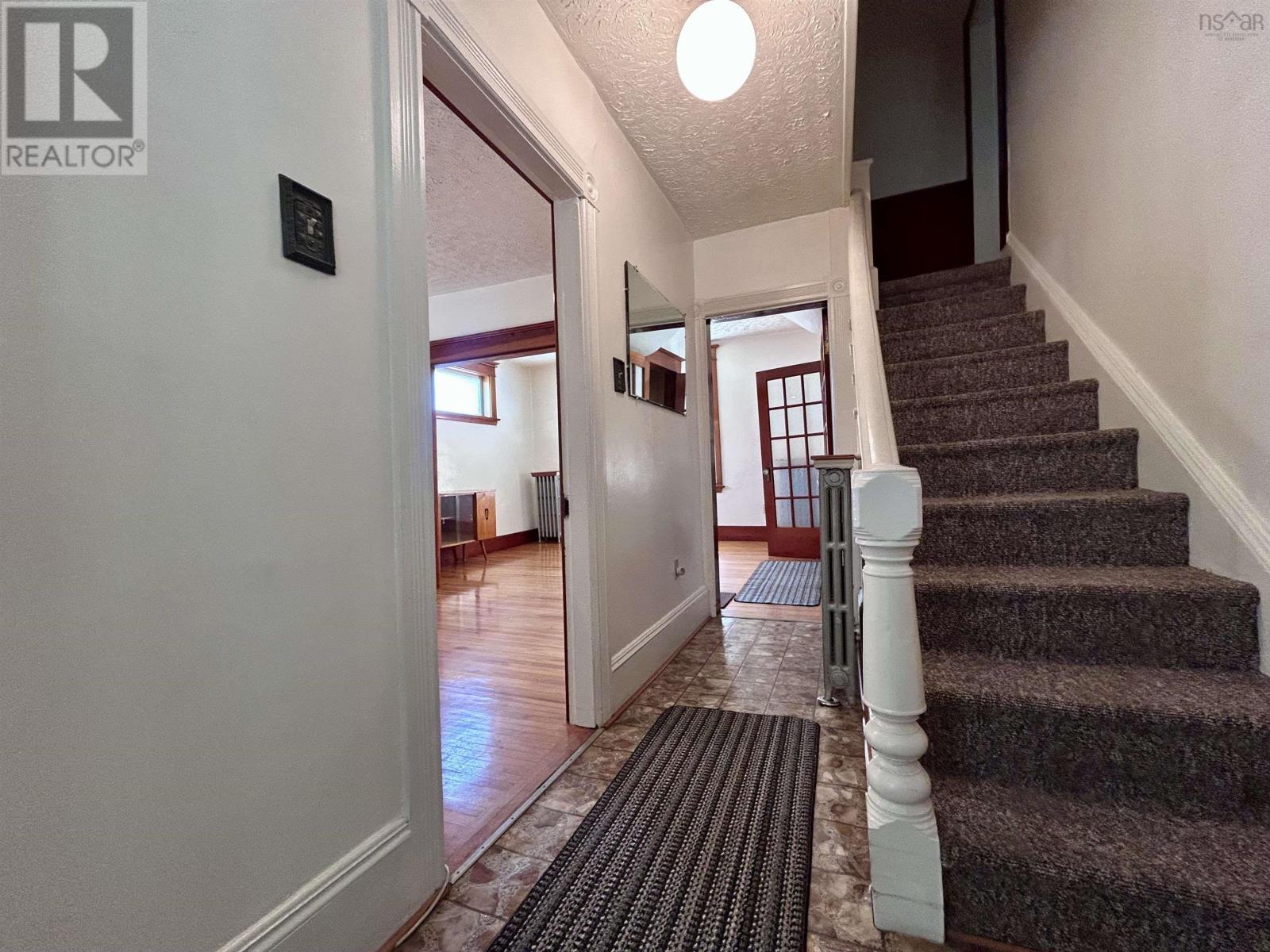 39 Military Lane - 4