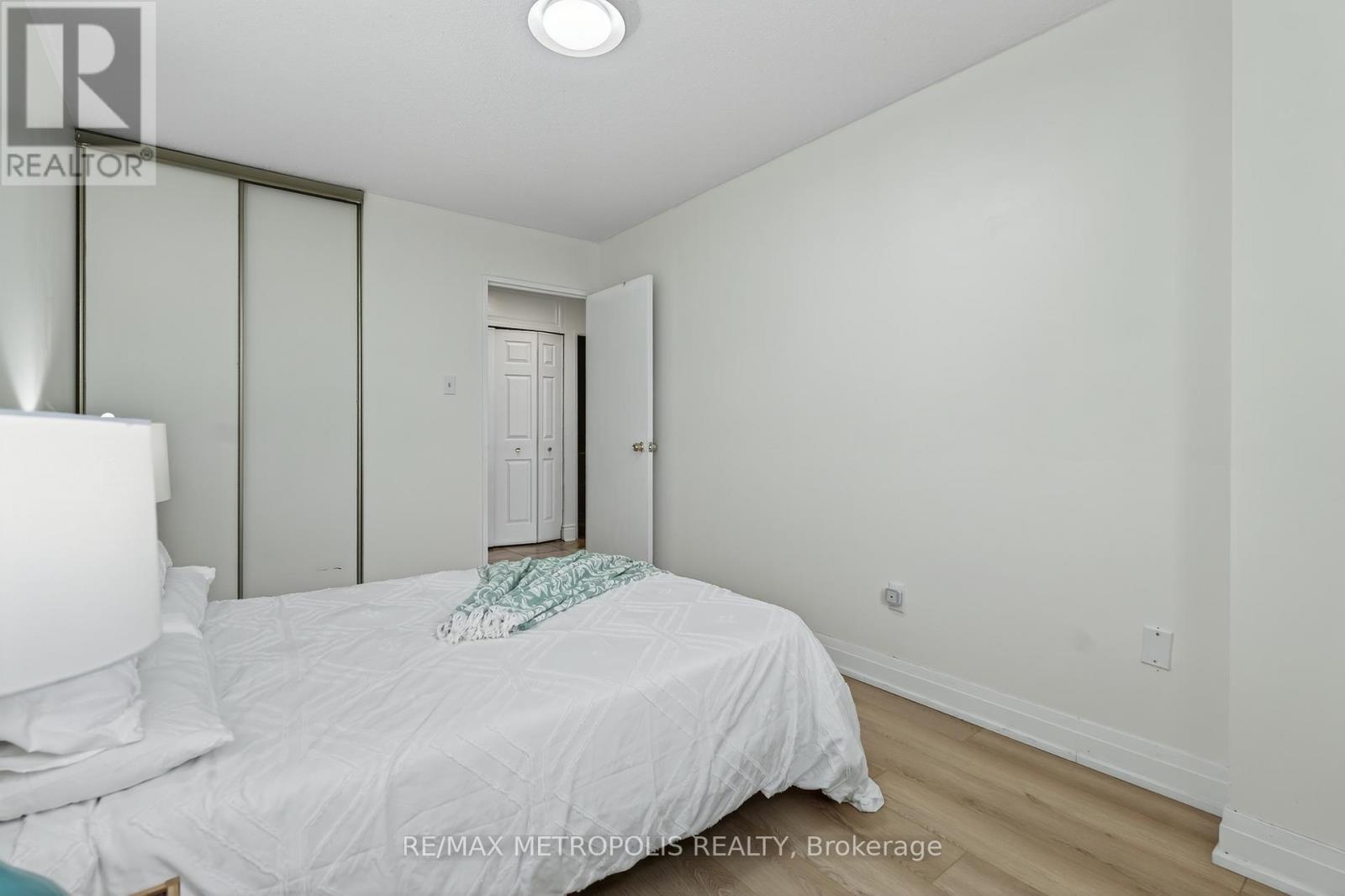 #707 44 FALBY COURT - 4