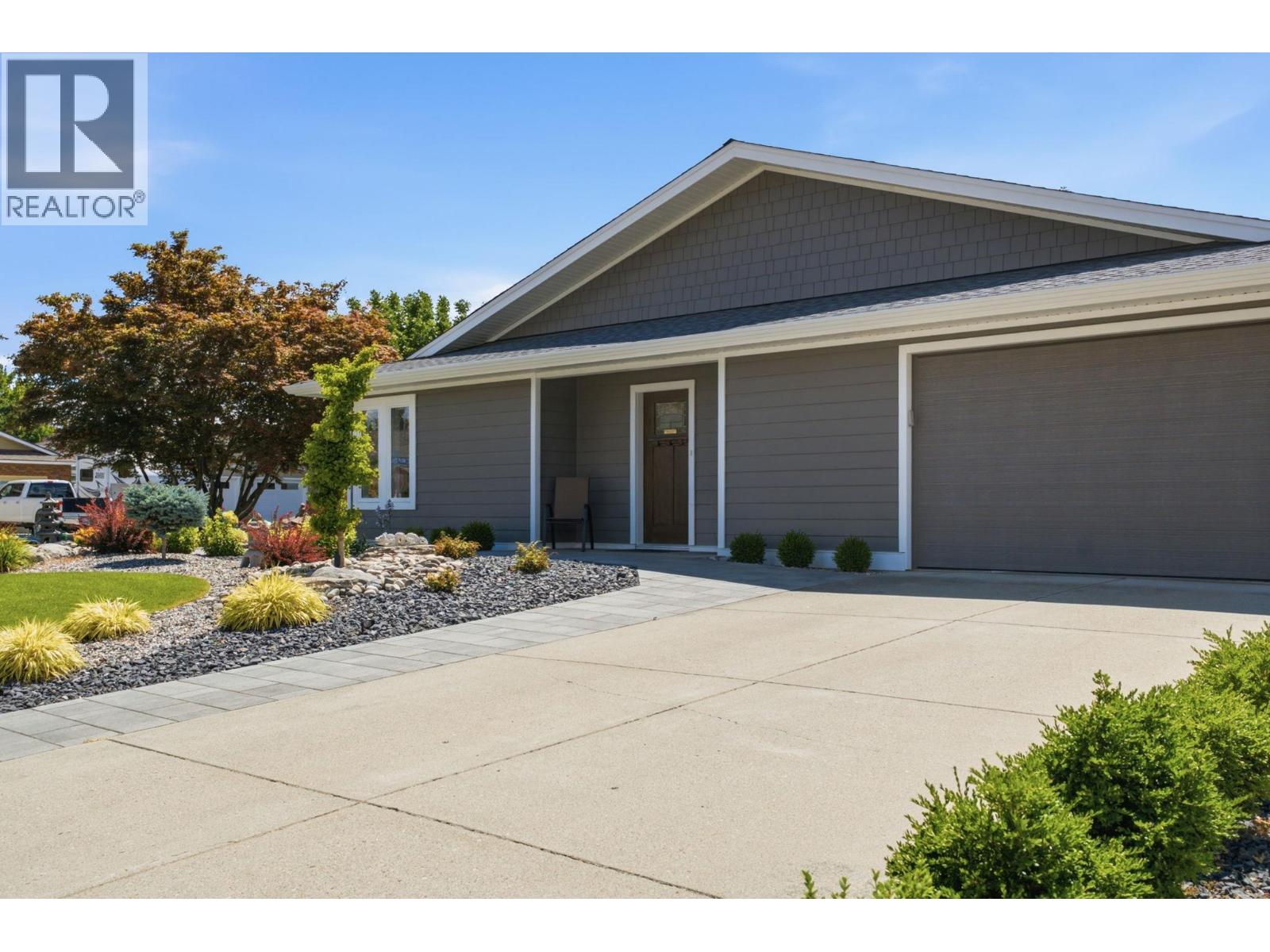  2504 Rhondda Crescent, Kelowna