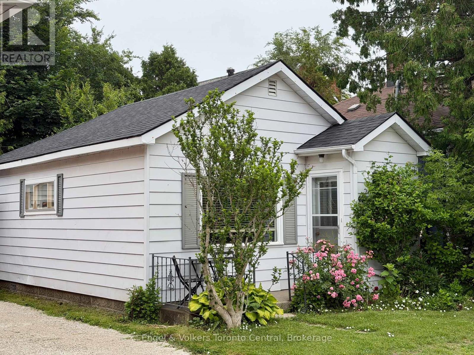 48 BERRY STREET - 1