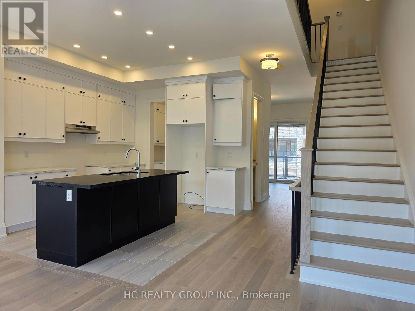 107 JACK BOWERBANK BOULEVARD - Image 11