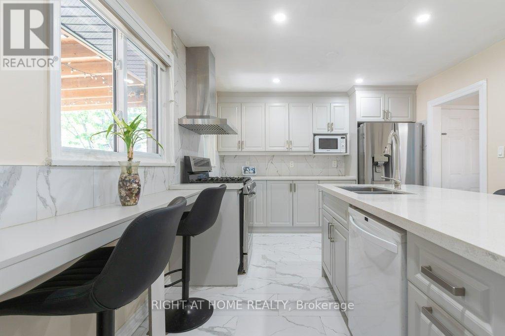4 FENNIMORE CRESCENT - 11