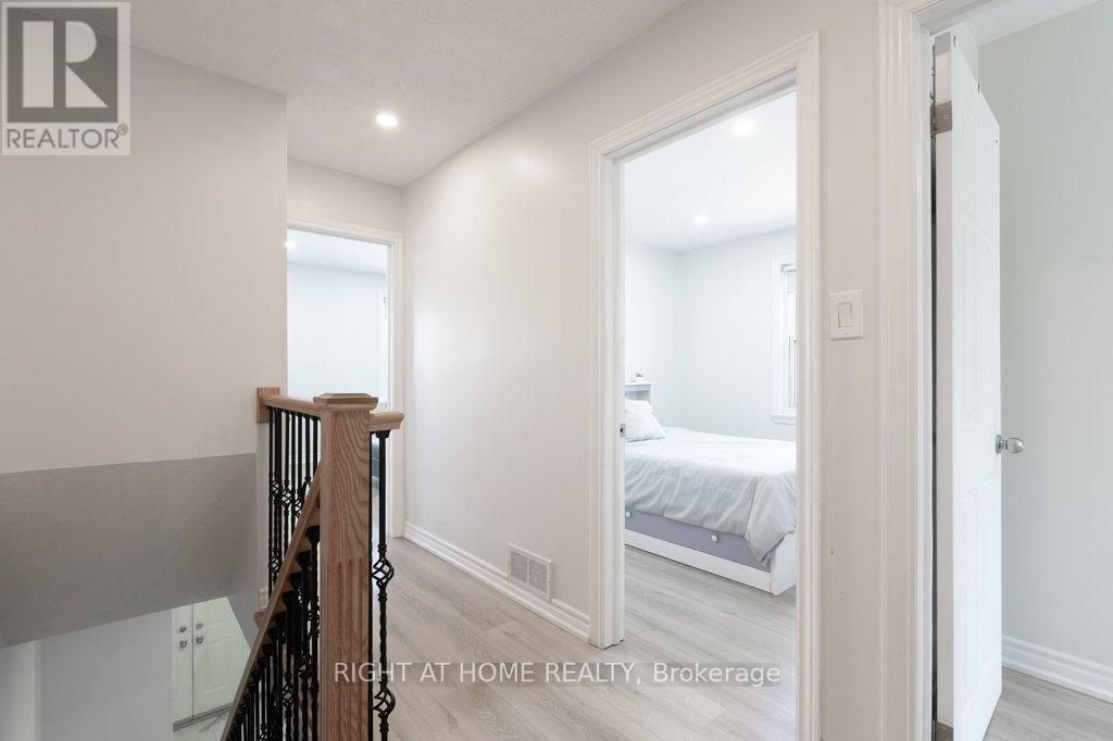 4 FENNIMORE CRESCENT - 22